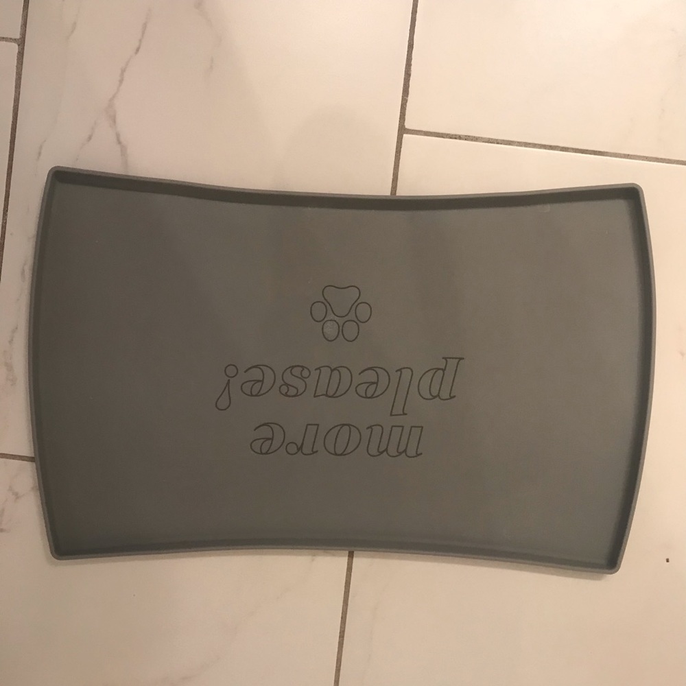 Rubber Dog/Cat Food Mat